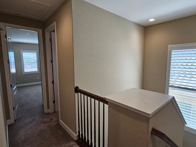 1426 Como Dr — Photo 12