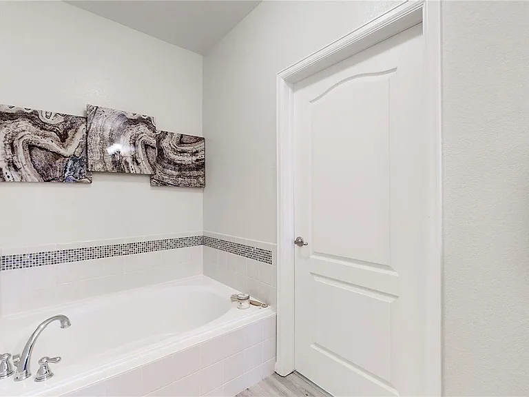 11331 Xavier Dr #103 — Photo 22