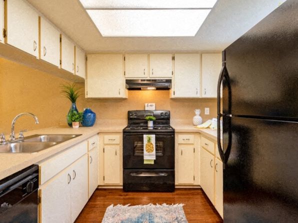 2305 46th Ave W #235524