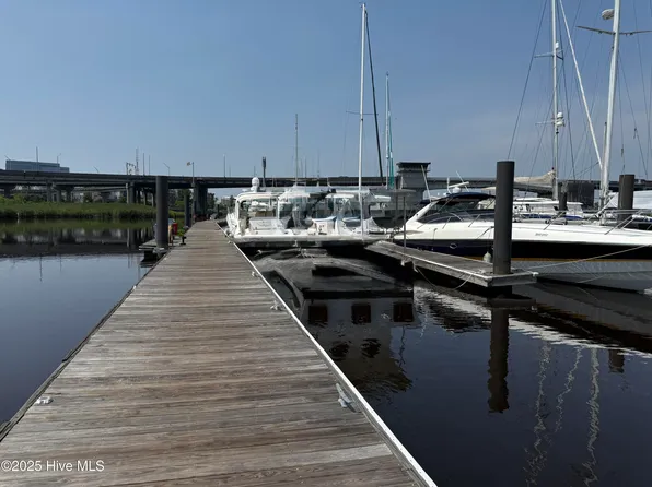 1701 N Jel Wade Drive #18, Wilmington, NC 28401