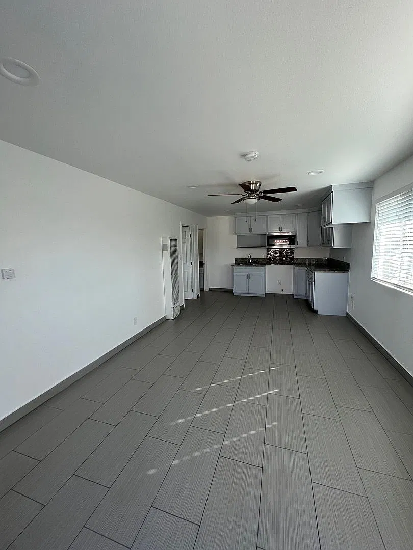 8677 Dearborn Ave — Photo 4