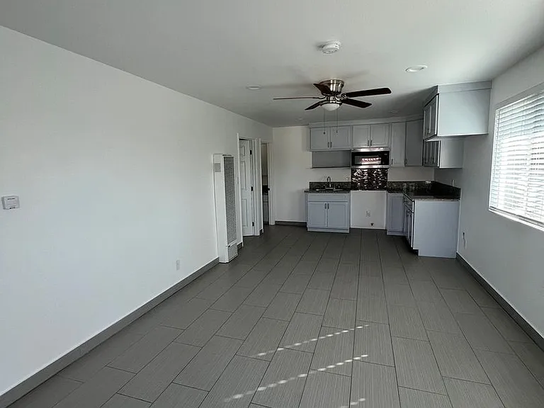 8677 Dearborn Ave — Photo 4