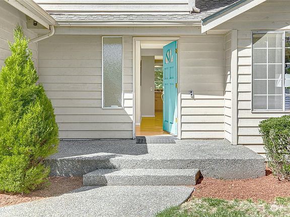 4th image of 13524 NE 188th Place