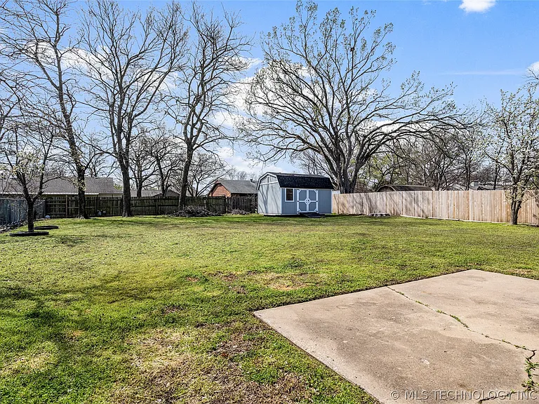8940 E 16th Pl — Photo 34
