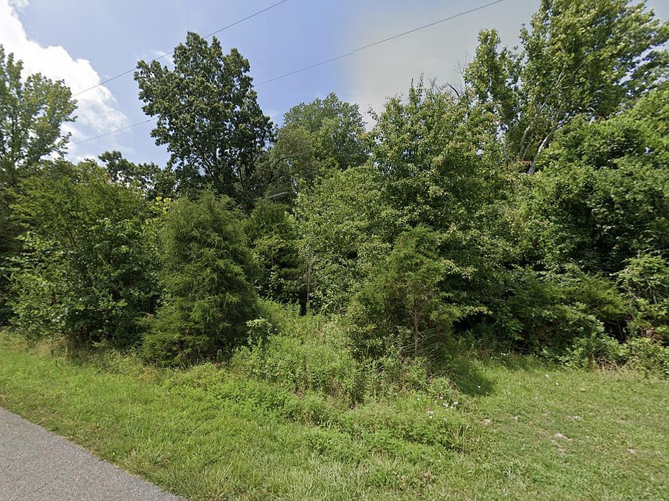 2nd image of 46 W Devillez Rd