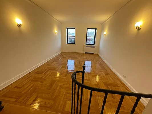 Rented by Premier One Realty LLC | media 4