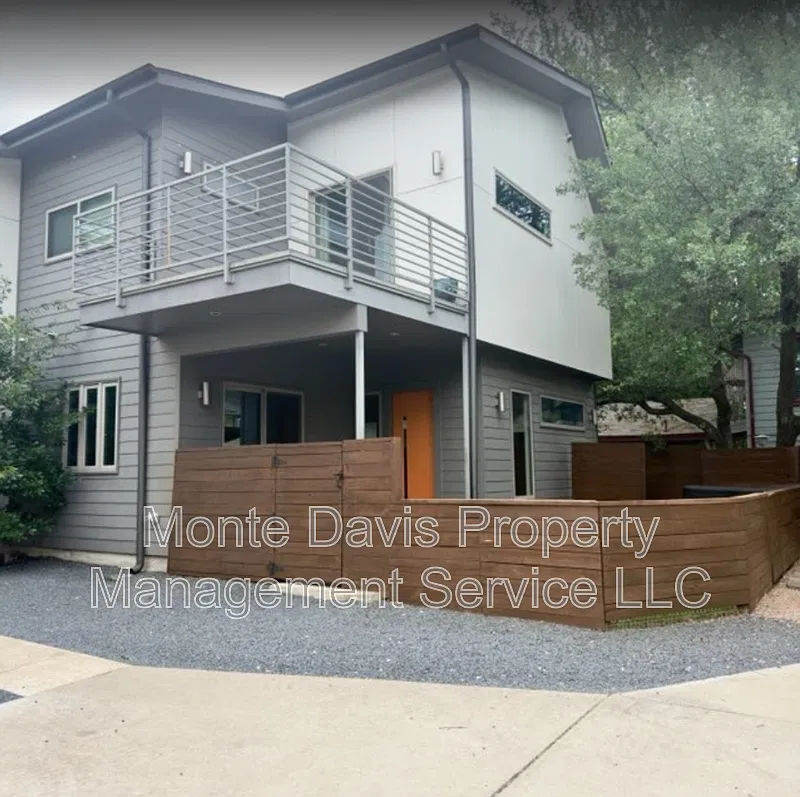 2 bed, 2.5 bath, 1715 sqft, $3,200 — Photo 1