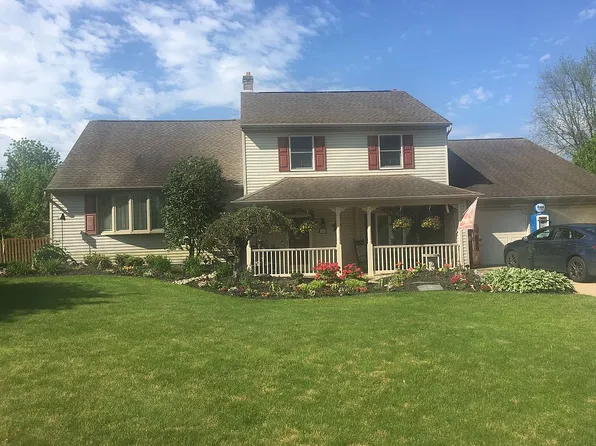 18 Meadow Glen Rd, Lansdale, PA 19446