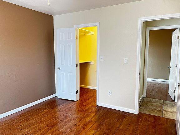 3rd image of 13331 Hildegarde St #15