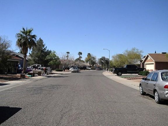 5th image of 489 E Duke Dr