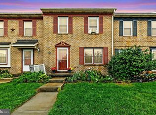 2228 Olde Meadow Ct, East Petersburg, PA