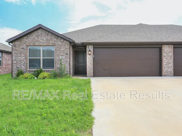 480 Rama St, Centerton, AR 72719