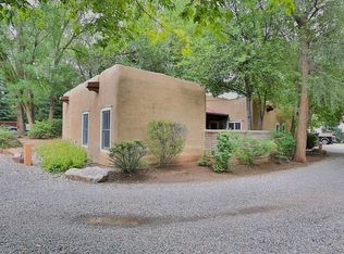 205 Upper Ranchitos Rd, Taos, NM 87571