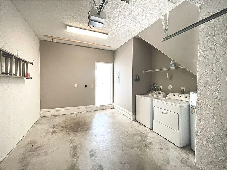 777 NW 151st Ave — Photo 22