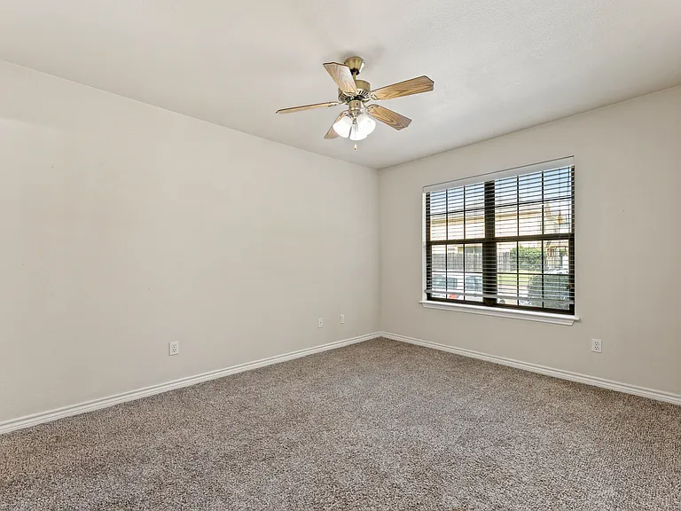 100 Sendero Dr — Photo 19