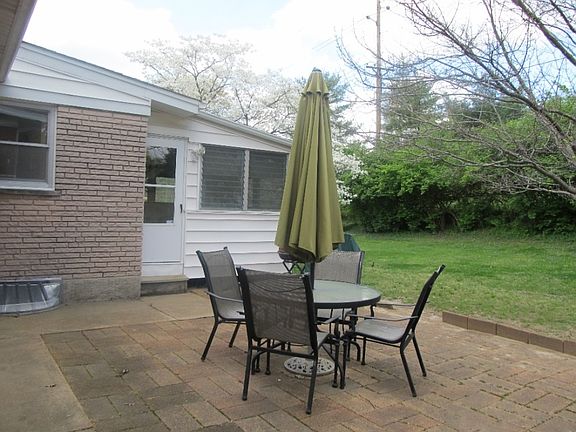 5th image of 1405 Wadsworth Dr