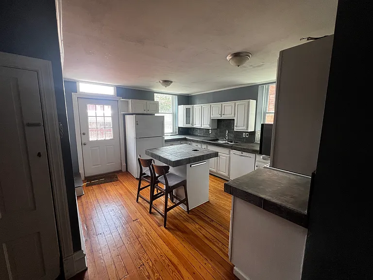 3308 Illinois Ave — Photo 11