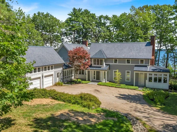 26 Lanewood Road, Cumberland, ME 04110