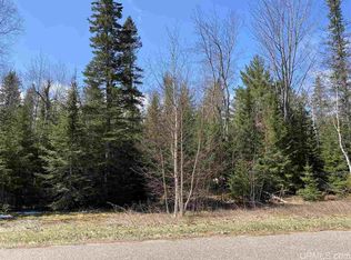 118 Wintergreen Trl, Marquette, MI 49855