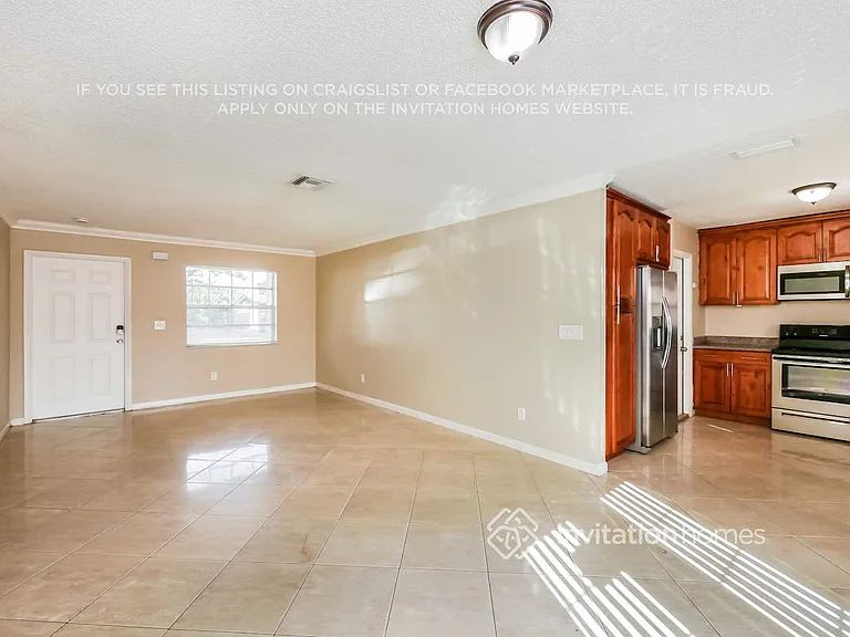 7750 NW 45th Ct — Photo 7