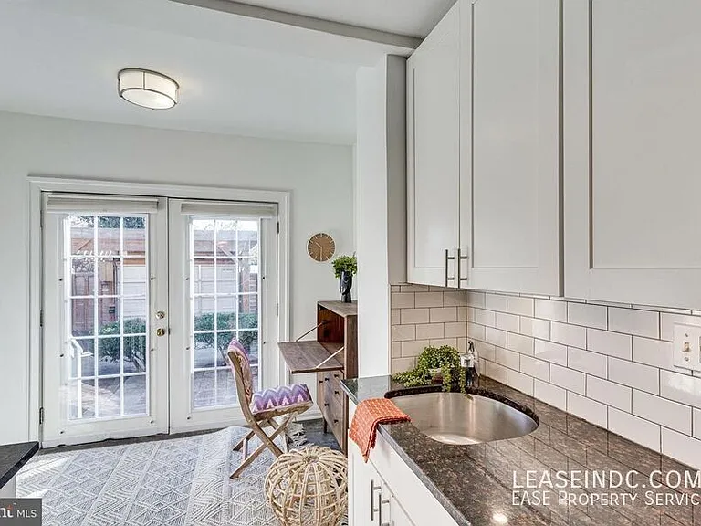 709 16th St NE — Photo 14