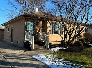 87 Colette Ave, Cheektowaga, NY 14227