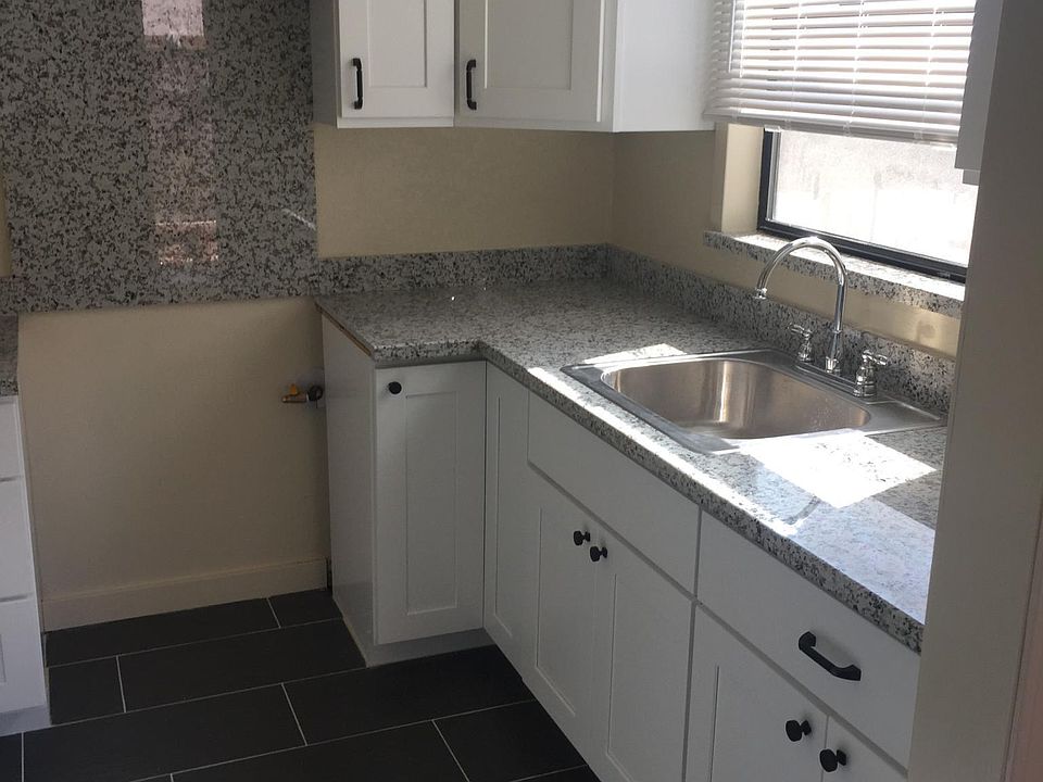 1st image of 1756 Davis St APT 1