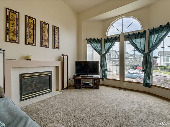 4th image of 10505 57th Dr NE