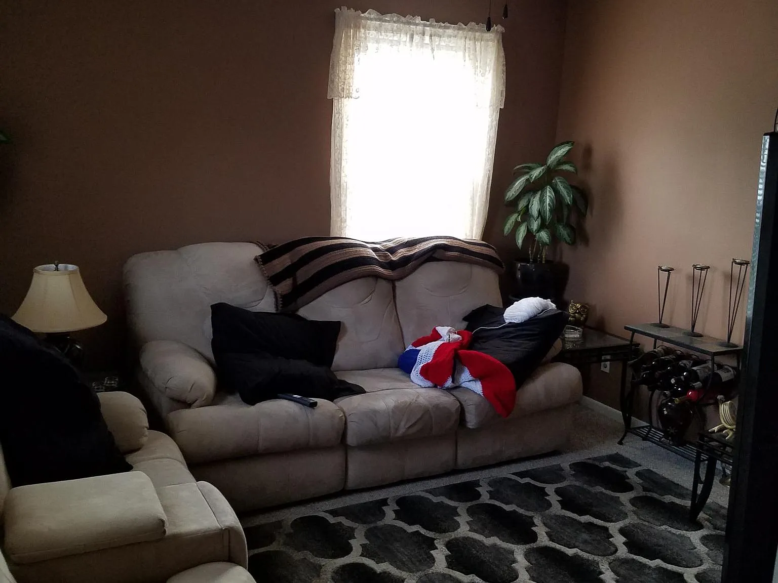 2 bed, 1000 sqft, $1,800 — Photo 3