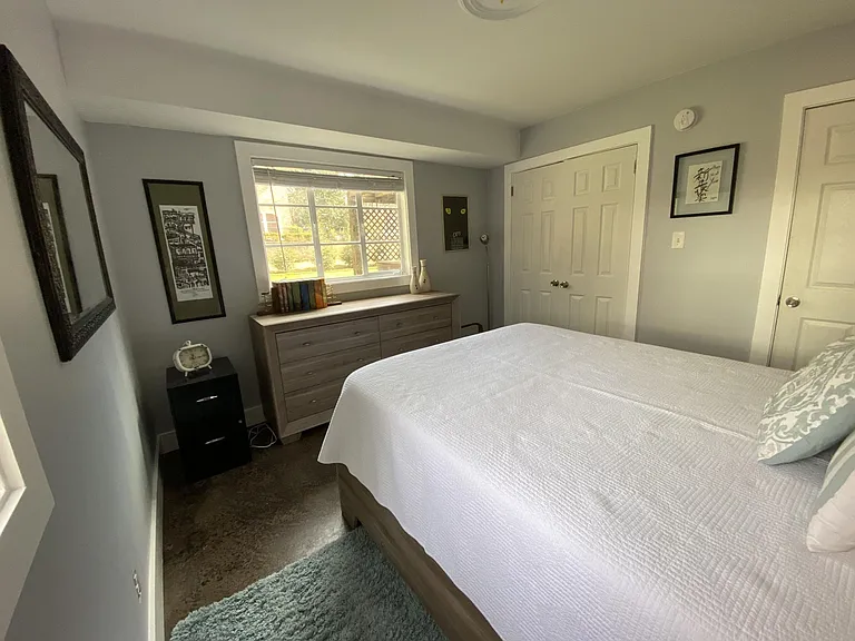 4975 Lake Forrest Dr — Photo 12