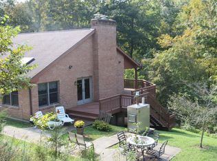 10216 Heritage Ln, Dillsboro, IN 47018