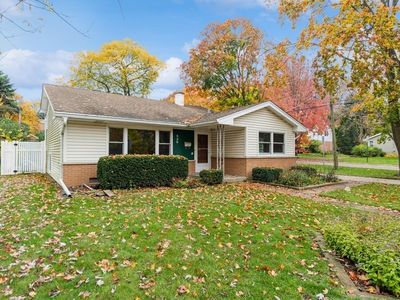 526 Ash St, Libertyville, IL, 60048