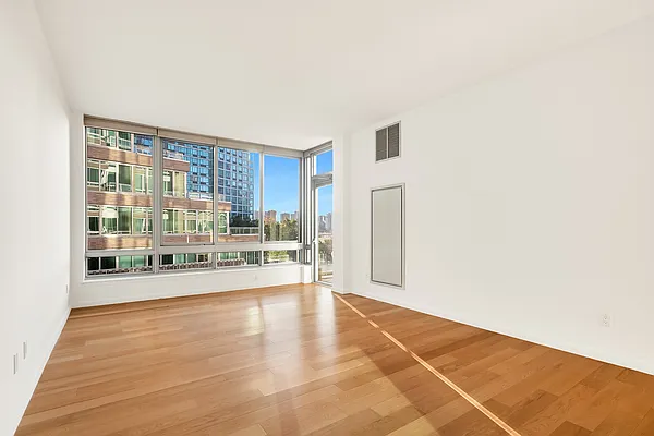 Rented by Compass | media 31