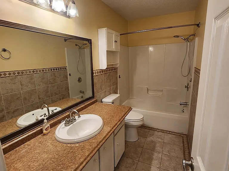 1060 Desert Shield St — Photo 10