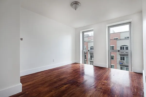 Rented by Brooklyn Group | media 72