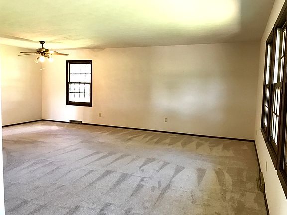 Living Room / Dining Room Combo