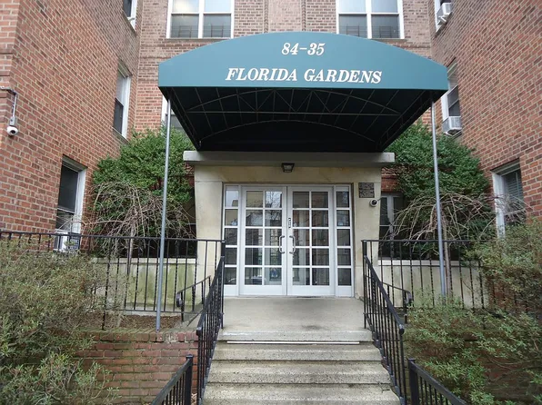8435 Lander St APT 5E, Jamaica, NY 11435