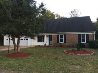 8 Brookhaven Dr, Jackson, TN 38305