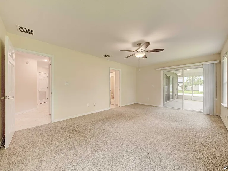 106 Middleburg Dr — Photo 15