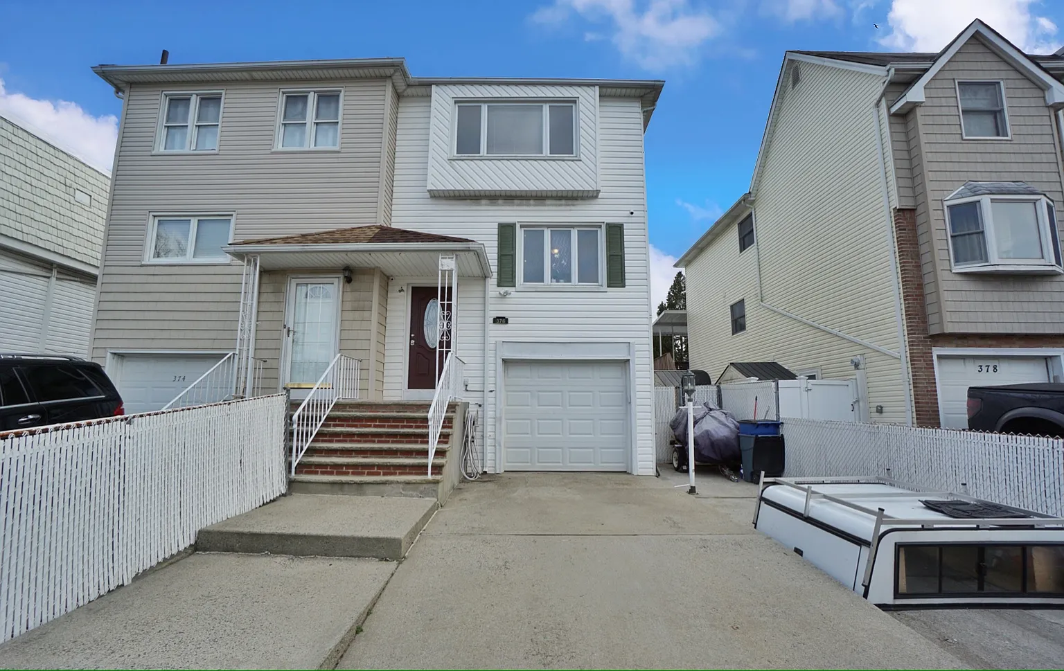 376 Gurley Ave photo 1
