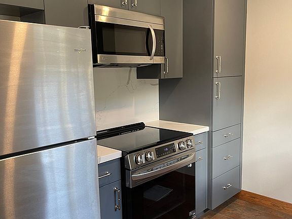4th image of 1176 Sanchez Way