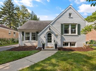 4464 Howard Ave, Western Springs, IL 60558
