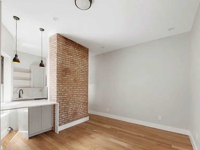 227 Kingsland Ave #12A — Photo 10
