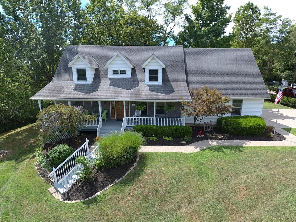 1st image of 601 Carrie Ln