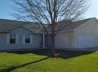 6050 Harbour S, Winneconne, WI 54986