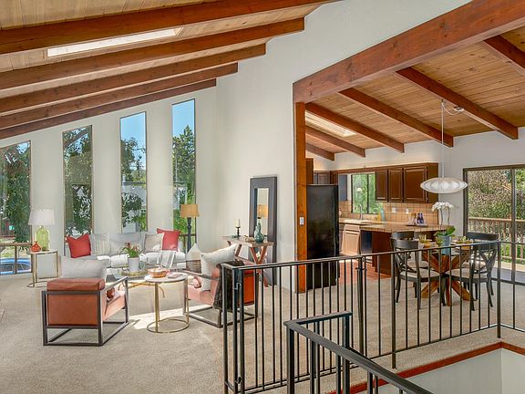 5th image of 422 Alta Vista Dr