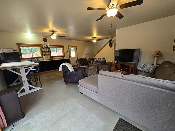 5th image of 6174 STEVE JAVENKOWSKI RD