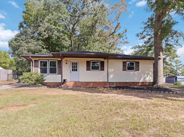 114 Loblolly Dr, Wellford, SC 29385