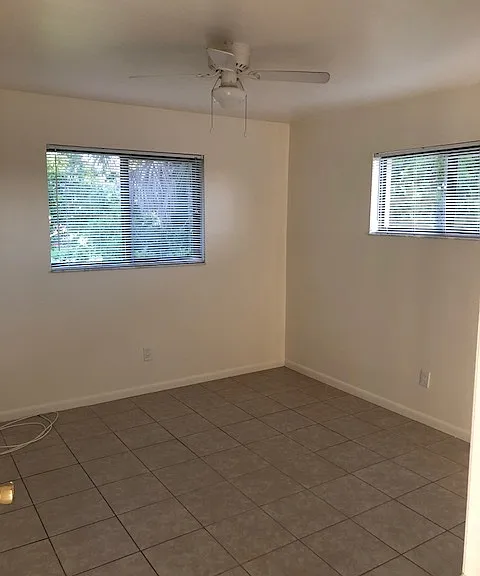 1318 SE 40th Ter — Photo 34