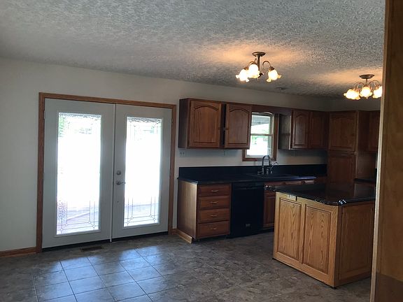2nd image of 172 Penix St